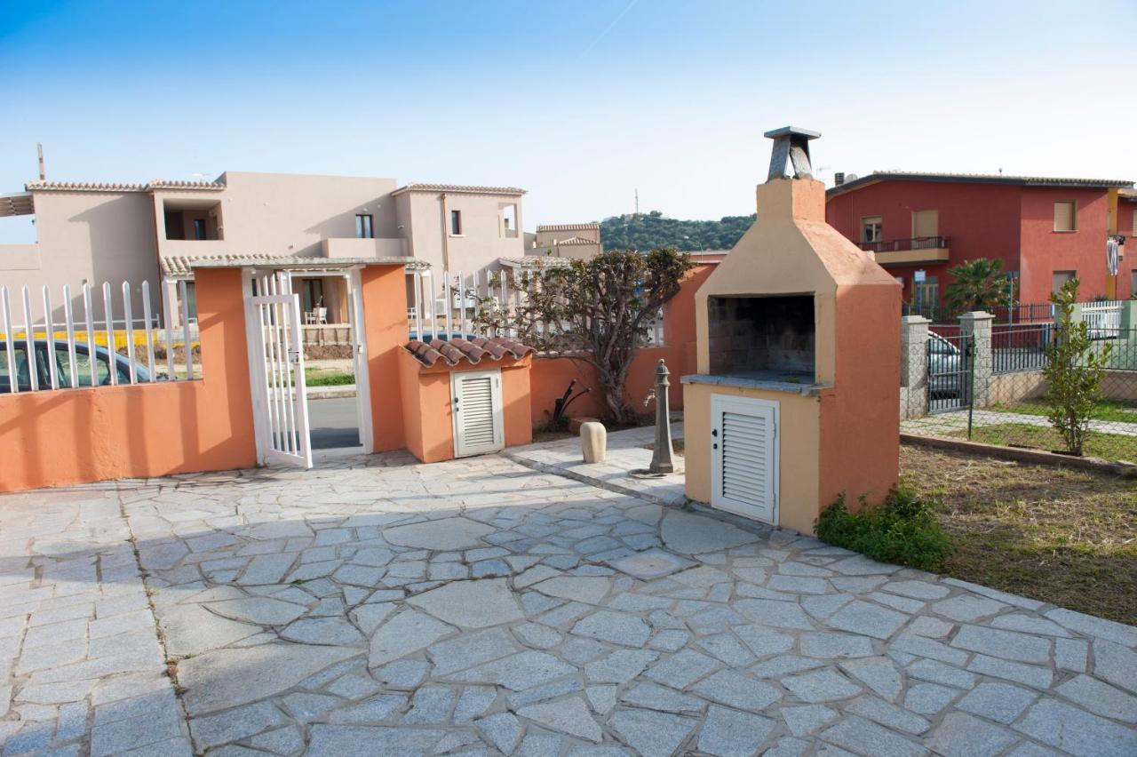 Lemon Apartments Villasimius Luaran gambar